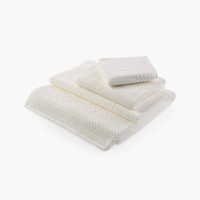 Soft and Absorbent Towels made from the finest 100% organic Bergama Turkish cotton