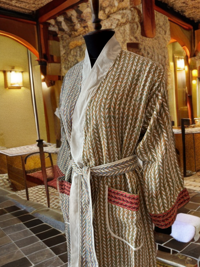 Custom made and kimono design bathrobe made with a blend of Linen and Cotton